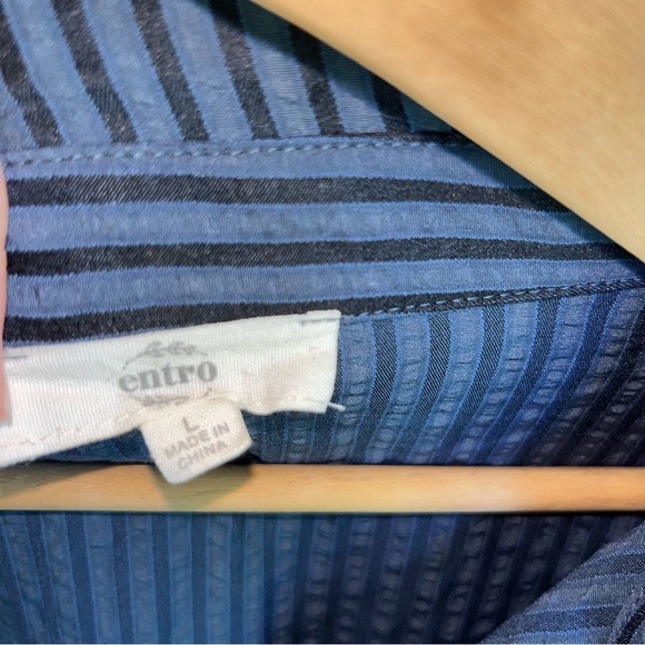 Entro Blue & Black Oversized Button Down - Picture 6 of 6